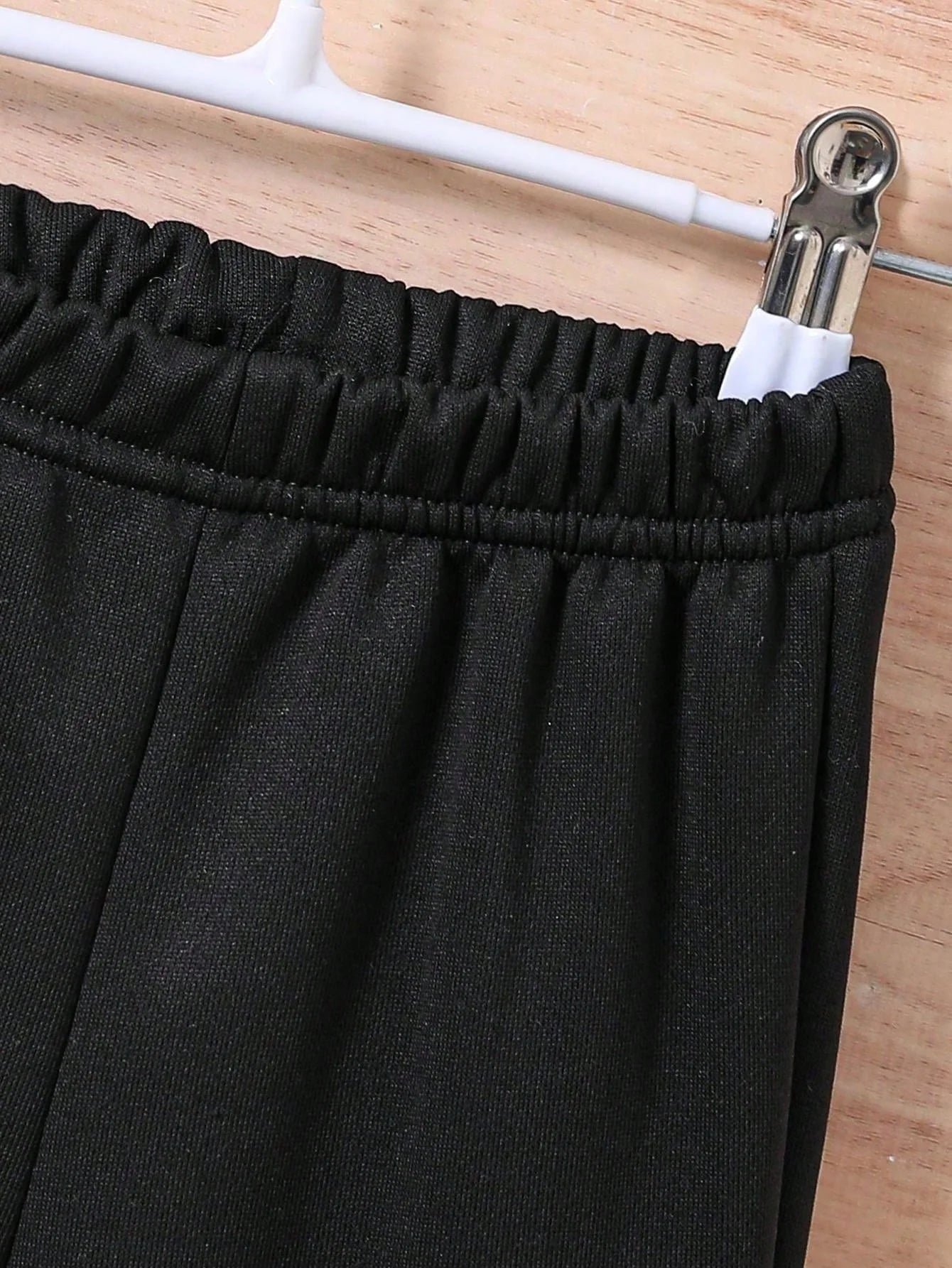 Two-piece Suit for Infants and Children, Autumn and Winter Bear Print Hooded Sweatshirt, Solid Color Casual Sports Style, Holiday Style Street Style