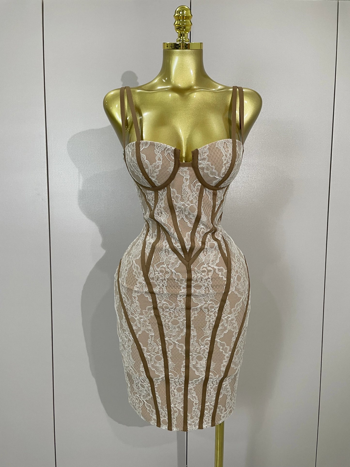 2026 New Women's Party Dress Original Design Camisole Lace Backless Evening Party Birthday Gowns Night Club Show Wear Vestido