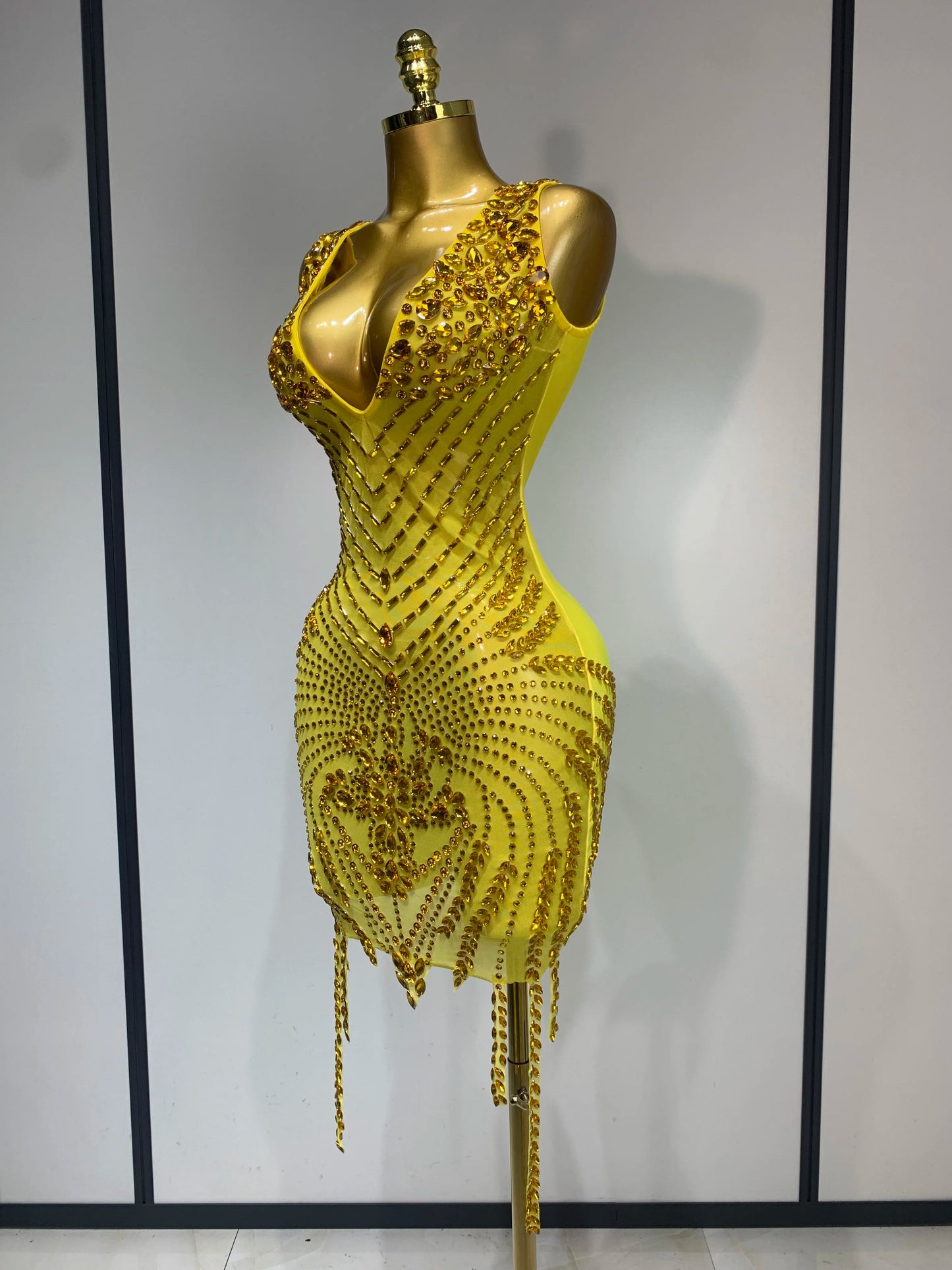 Sparkly Rhinestones Mesh Bodycon Dress Women Sexy Transparent Performance Stage Costume Black V Neck Nightclub Birthday Clothes